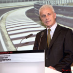 2015 Porsche Night of Champions gala: Porsche CEO Matthias Muller addresses the celebrants at the 2014 Porsche Night of Champions. Credit: PMNA
