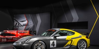 Cayman GT4 Clubsport 2015 LA debut Cayman GT4 Clubsport 2015 LA debut: GT4 Clubsport LA debut, left side, with 919. Credit: Porsche AG