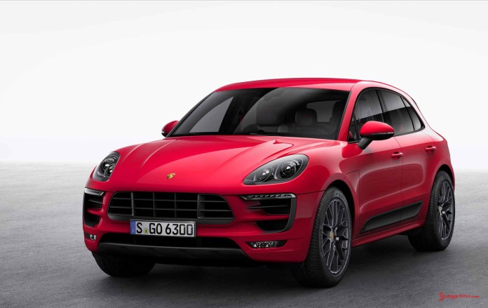 Macan GTS left-front in studio. Credit: Porsche AG Porsche Macan GTS: Macan GTS left-front in studio. Credit: Porsche AG