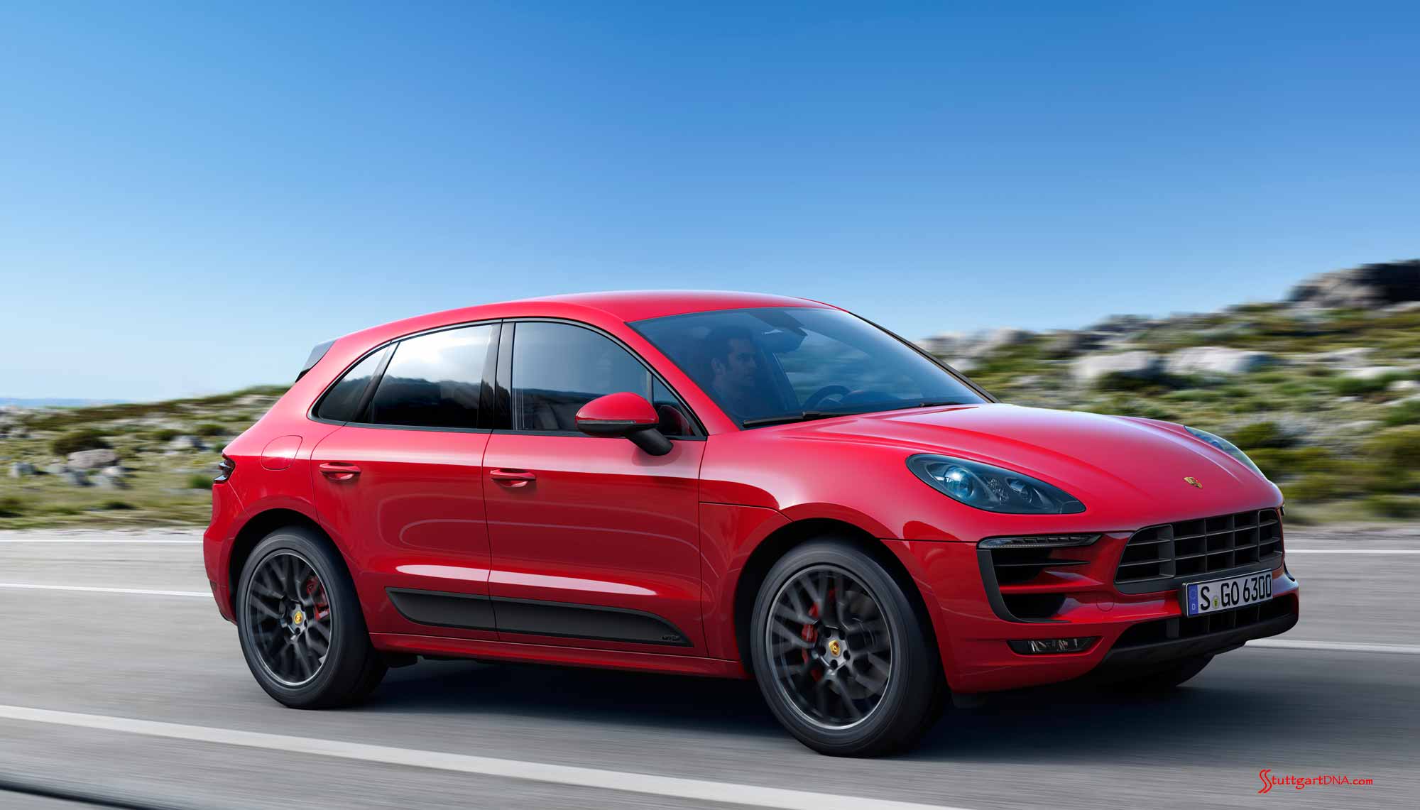 Credit: Porsche AG Porsche Macan GTS: Macan GTS right-side on rocky road. Credit: Porsche AG