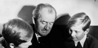 Ferdinand Porsche biography Ferdinand Porsche Biography: Seen here in this intimate family portrait are Prof. Ferdinand Porsche with grandchildren Ferdinand Alexander ("Butzi") Porsche (left) and Ferdinand Piëch (right), ca. 1949. Prof. Porsche holds in his hands the symbolic genesis of the family's automobile manufacturing company, a model of immortal Porsche No 1. Credit: Porsche AG Archives