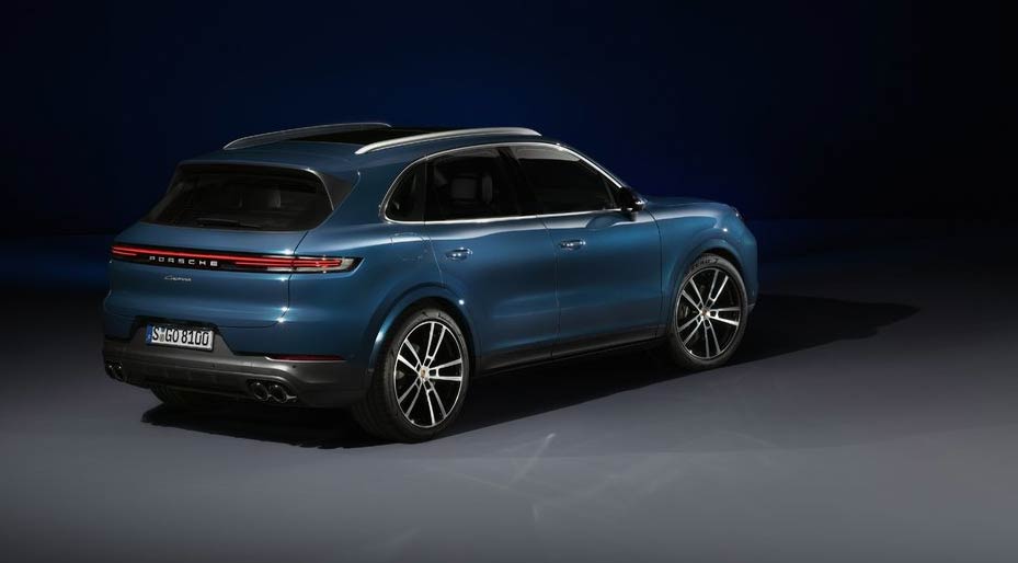 Pictured here is the Cayenne 2024, right-rear, in studio. Credit: Porsche AG