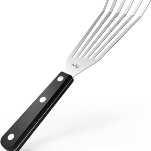 Pictured here is the MIU Stainless-Steel Fish Spatula. Credit: Amazon