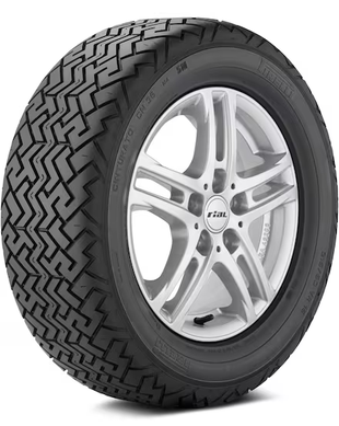 Porsche N‑Specification Tire Approvals: Image of a Pirelli Cinturato CN36 (Collezione) tire. Credit: Tire Rack